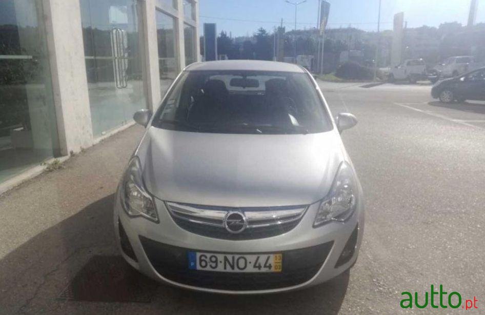 2013' Opel Corsa 1.3 Cdti Enjoy photo #2