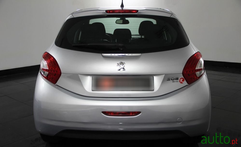 2014' Peugeot 208 photo #4