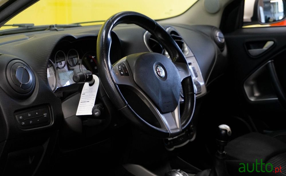 2008' Alfa Romeo MiTo photo #4