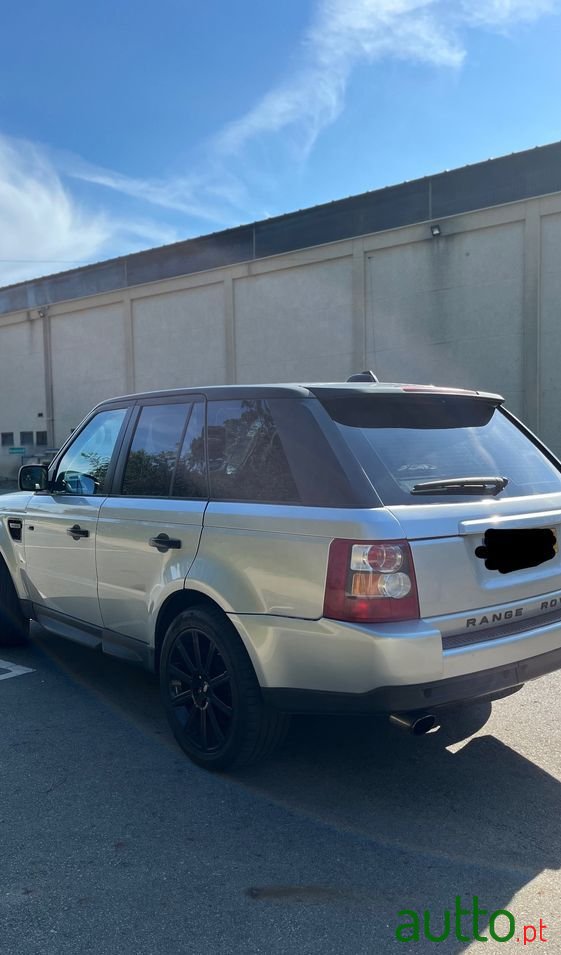 2009' Land Rover Range Rover Sport photo #3