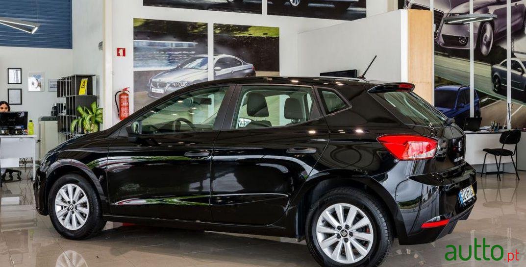 2018' SEAT Ibiza photo #2