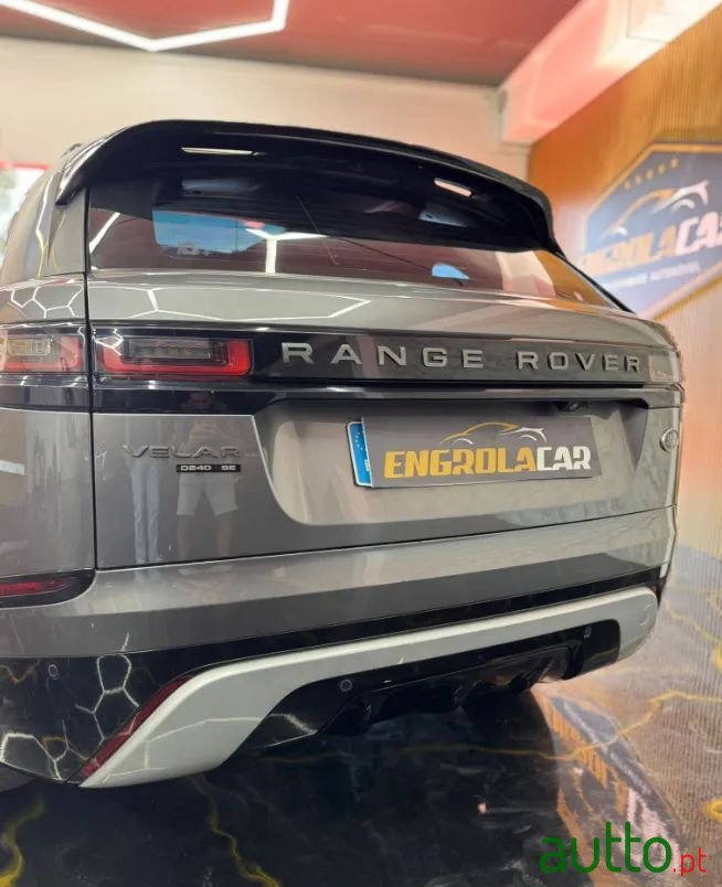2018' Land Rover Range Rover Velar 2.0 D R-Dynamic Se photo #6