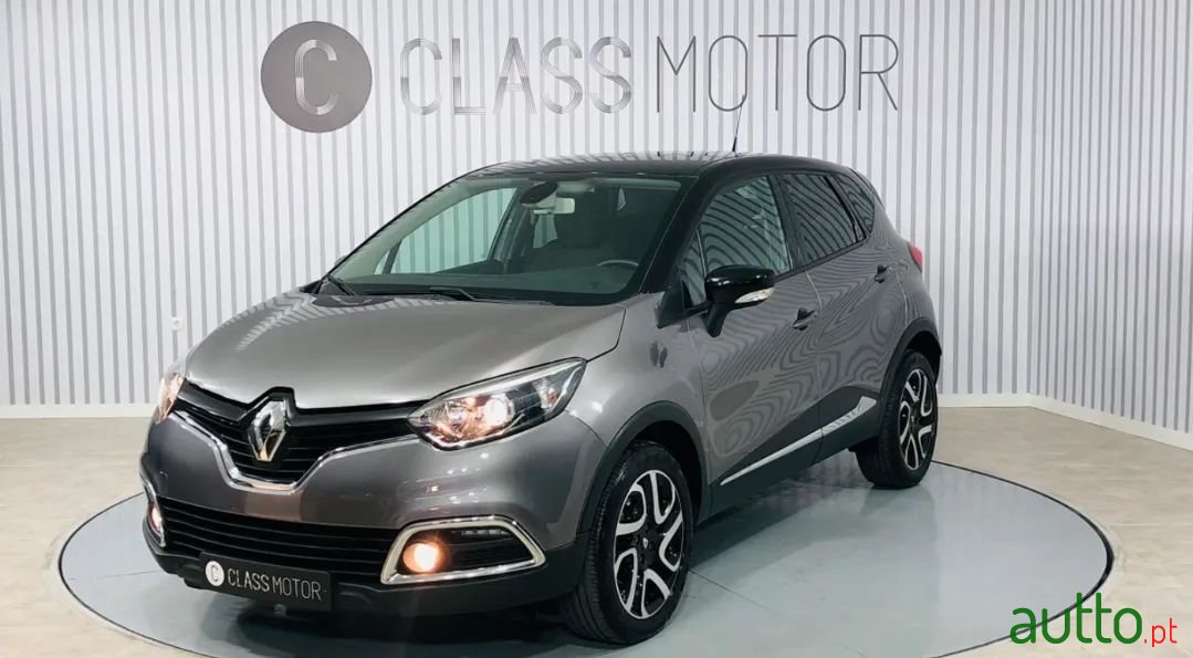 2016' Renault Captur photo #1