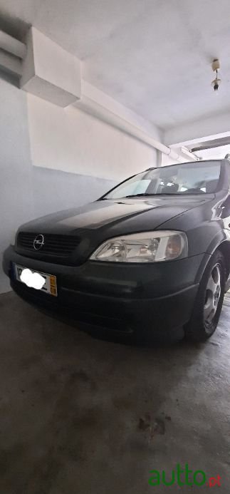 2001' Opel Astra Caravan photo #2