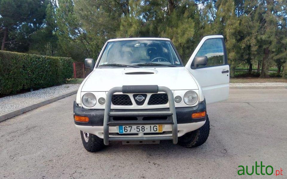 1997' Nissan Terrano photo #1