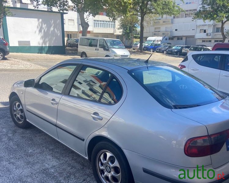 1999' SEAT Toledo 1.9 Tdi Confort photo #5