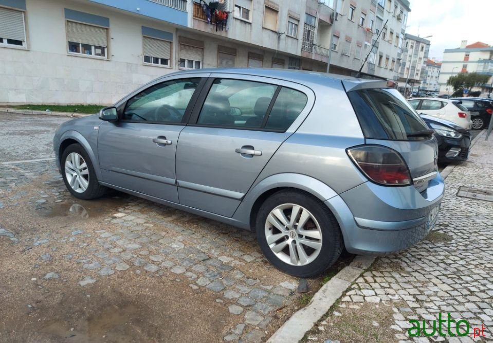 2007' Opel Astra photo #6