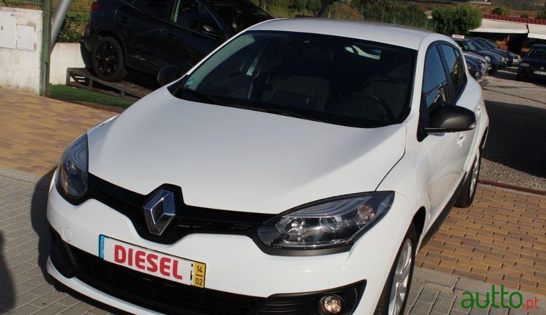 2014' Renault Megane photo #4