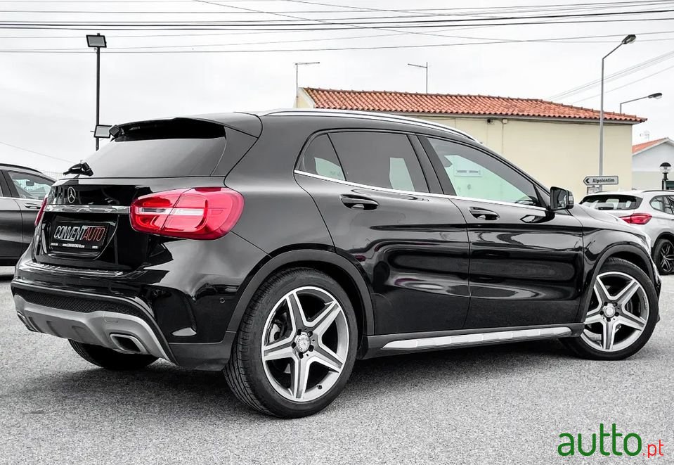 2014' Mercedes-Benz Gla-220 photo #4