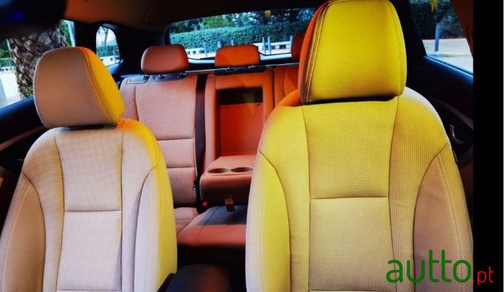 2015' Hyundai I30 Cw photo #3