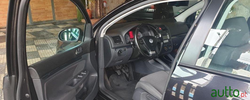 2007' Volkswagen Golf 2.0 Gt Tdi  Sport photo #4