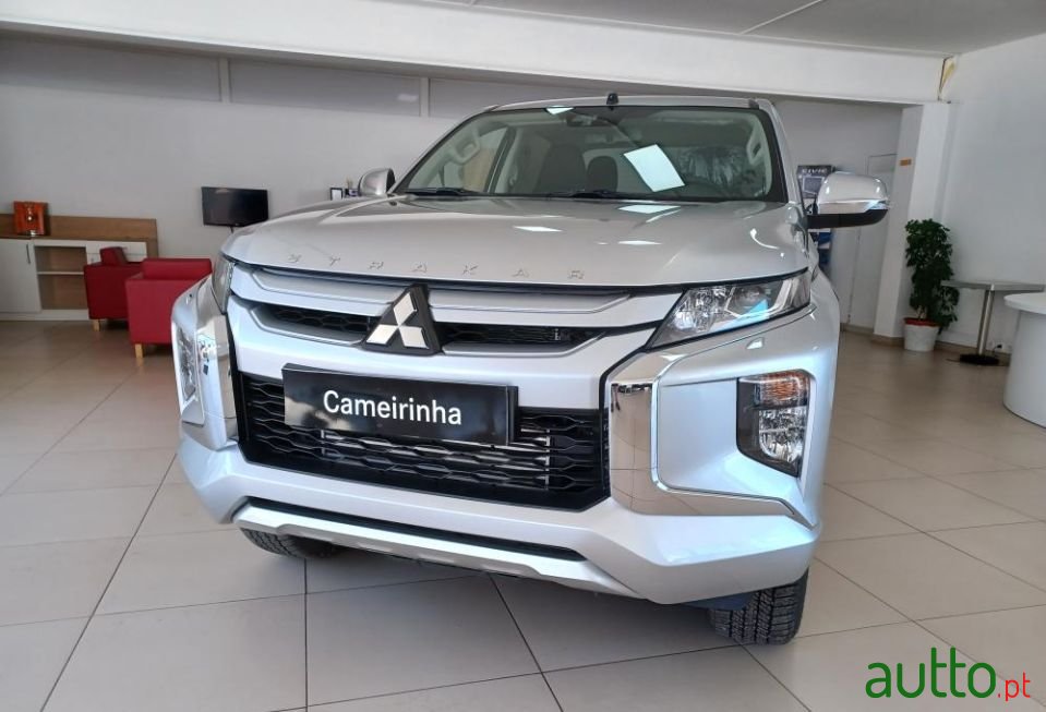 2021' Mitsubishi L200 photo #1