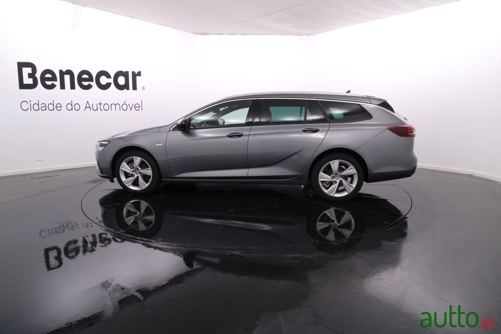 2021' Opel Insignia Sports Tourer photo #3