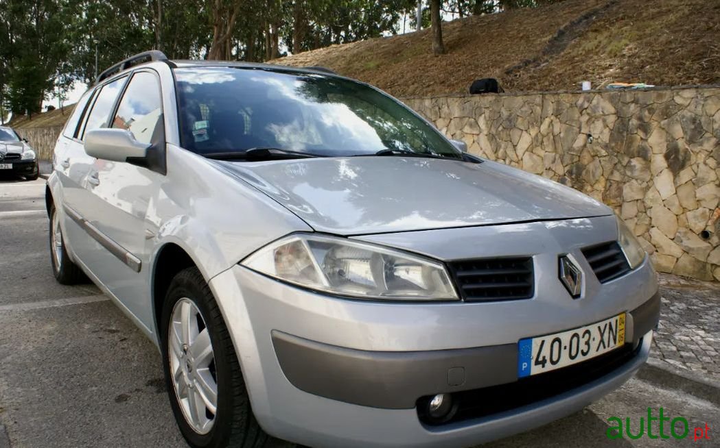 2004' Renault Megane Break photo #3