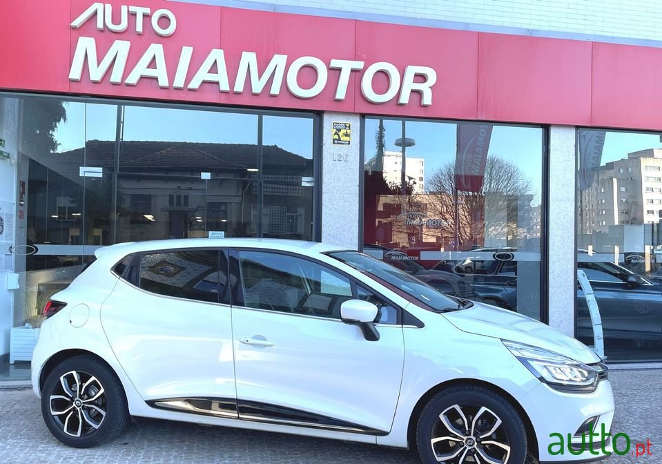 2019' Renault Clio photo #4