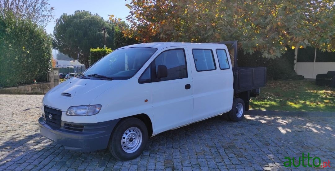 2003' Hyundai H-1 photo #4