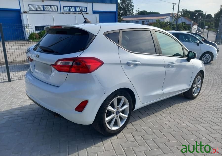 2021' Ford Fiesta photo #3