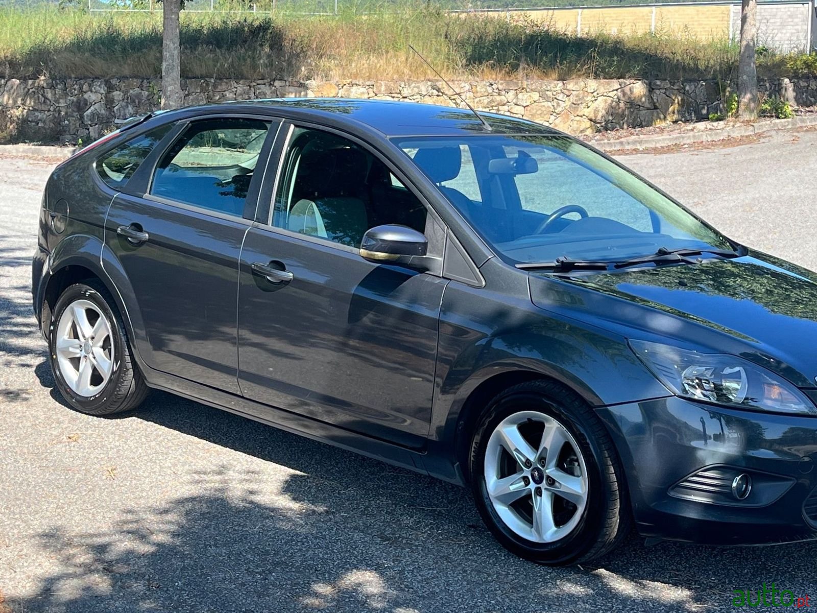 2009' Ford Focus photo #1