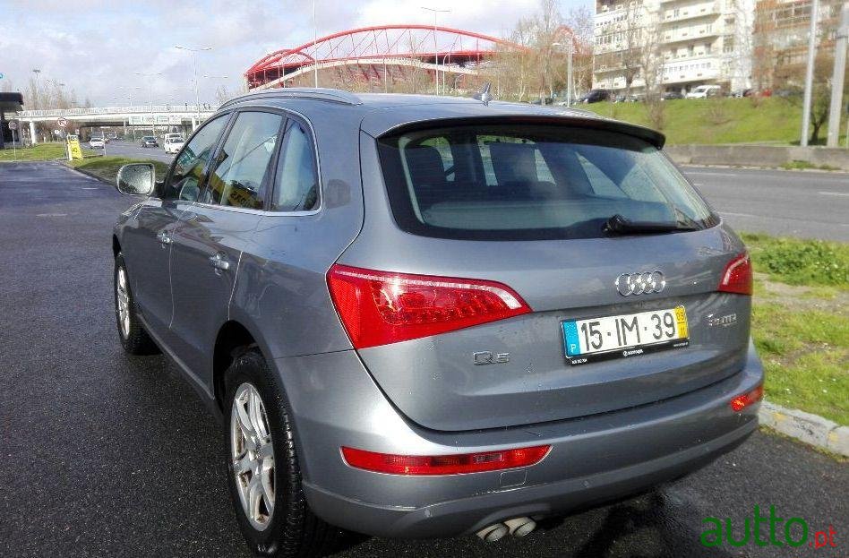2009' Audi Q5 2.0 Tdi Exclusive S-Tronic photo #2