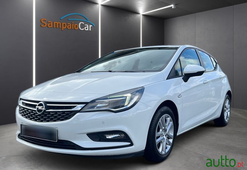 2016' Opel Astra 1.6 Cdti Edition S/S photo #1