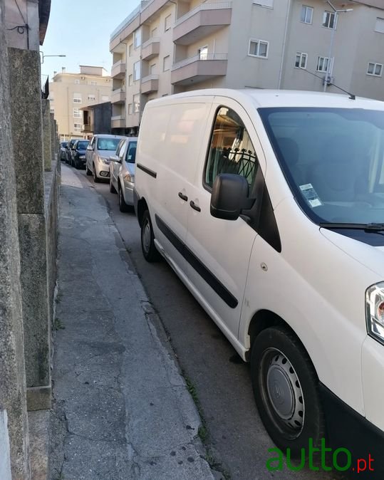 2011' Citroen Jumpy photo #2