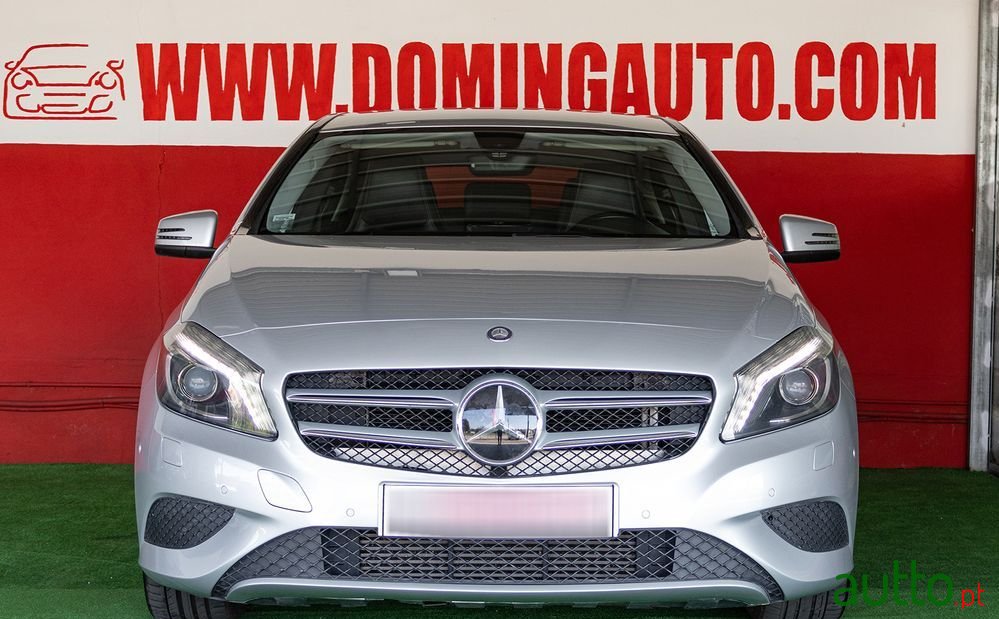 2013' Mercedes-Benz A 180 Cdi Be Urban photo #3