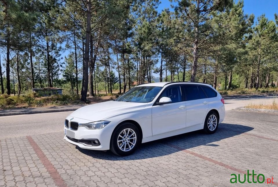 2016' BMW 318 photo #1