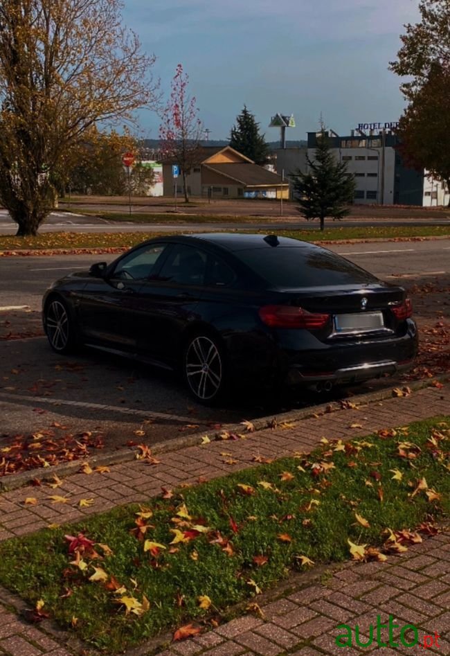 2014' BMW Série 4 D Pack M Auto photo #1