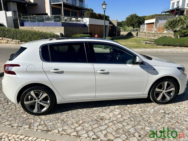 2015' Peugeot 308 photo #3