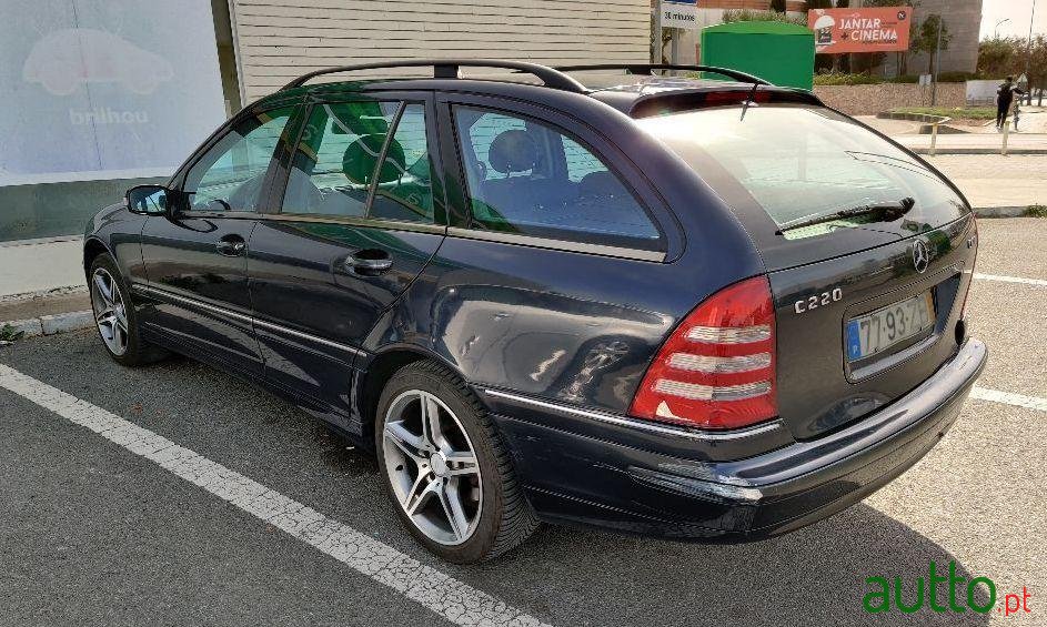 2001' Mercedes-Benz C-220 Cdi Avantgarde photo #2