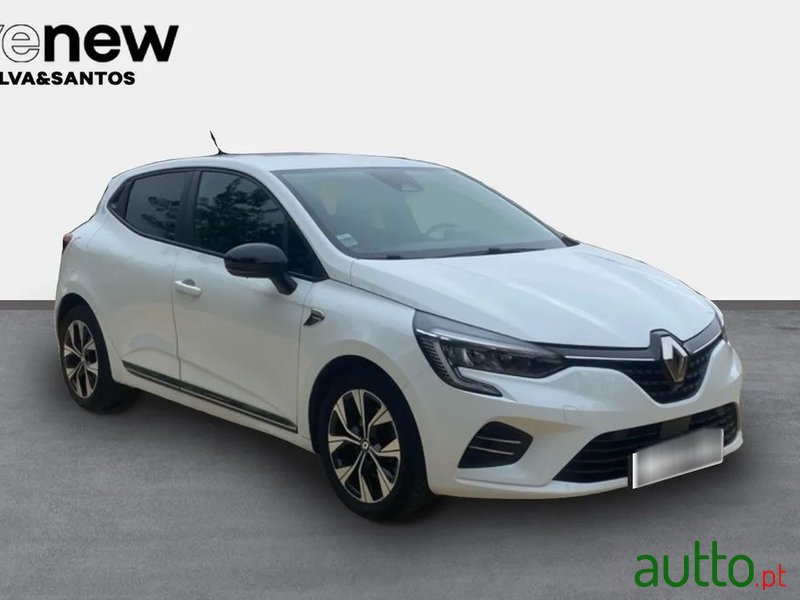 2022' Renault Clio photo #3