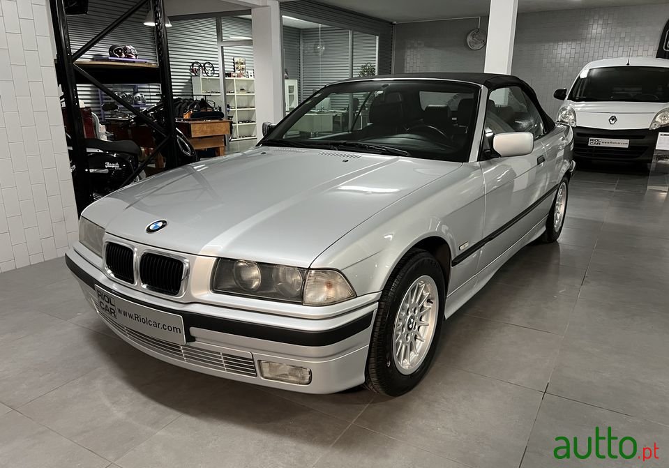 1998' BMW 318 photo #1