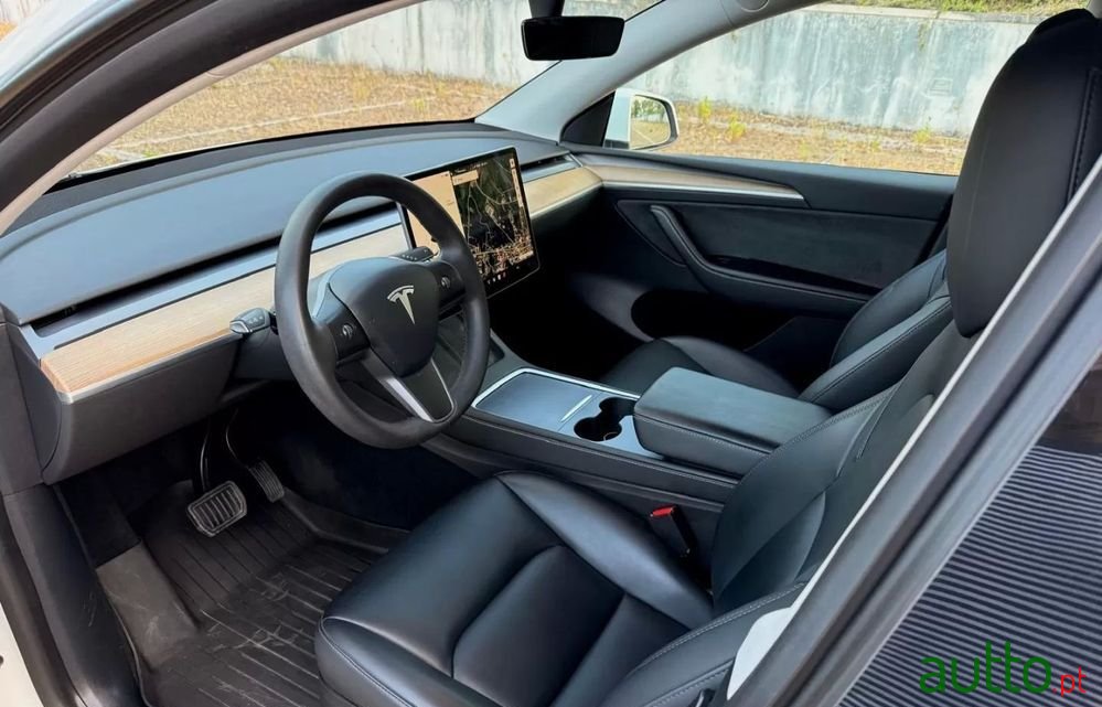 2021' Tesla Model Y photo #4