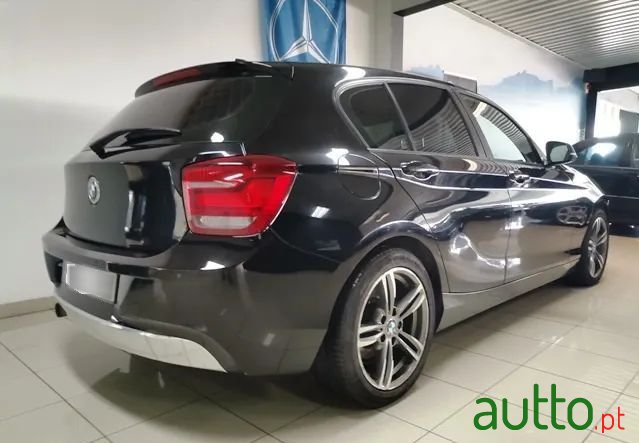 2014' BMW 116 D photo #3