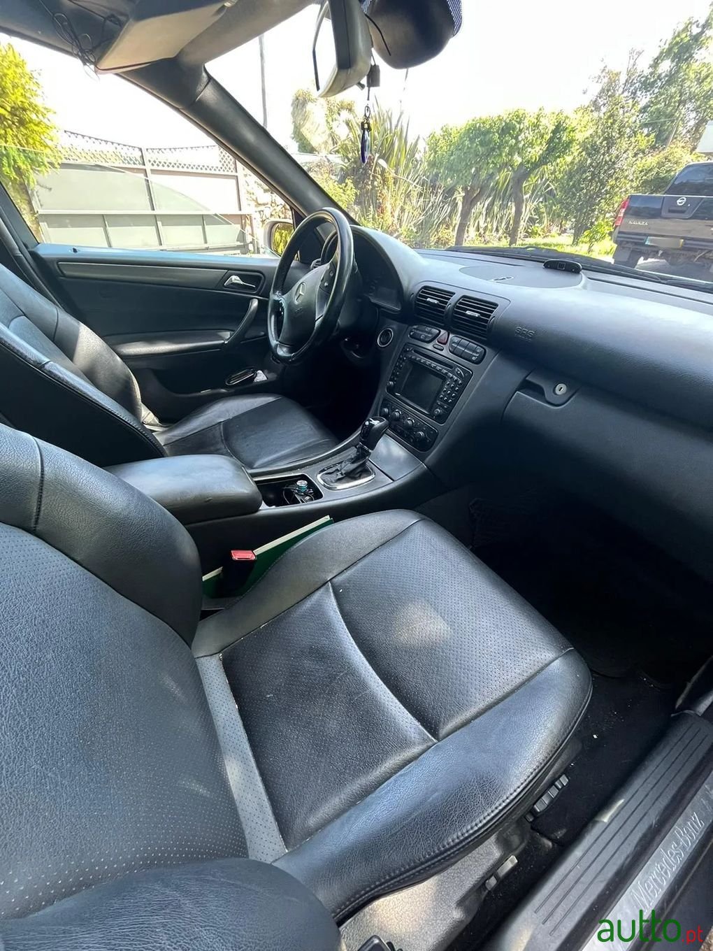 2002' Mercedes-Benz C-220 photo #4