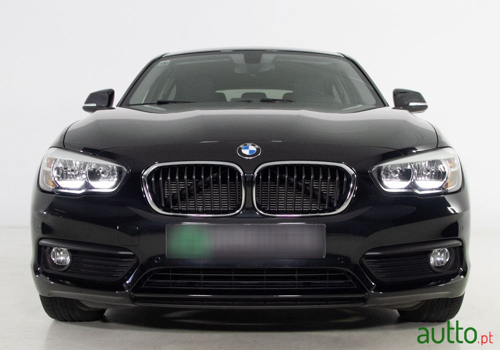 2018' BMW 116 D Advantage Auto photo #2