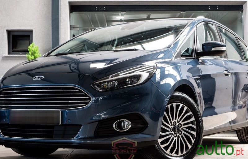 2019' Ford S-Max photo #2