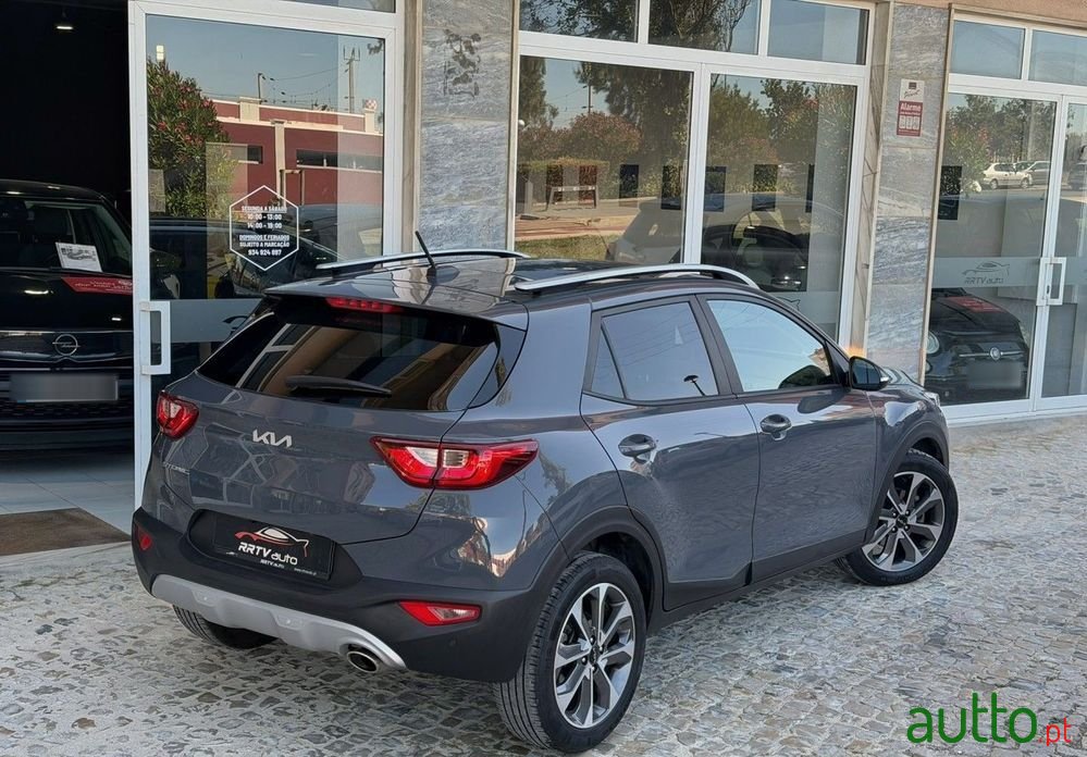 2021' Kia Stonic 1.0 T-Gdi Drive photo #2