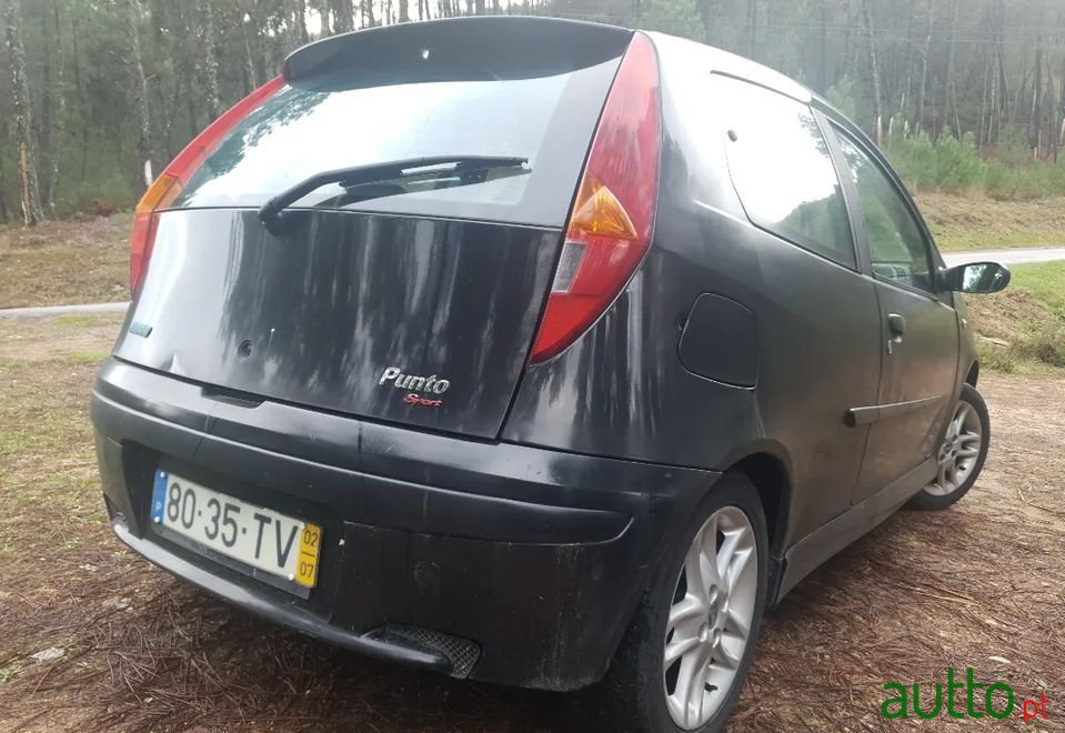 2002' Fiat Punto photo #3
