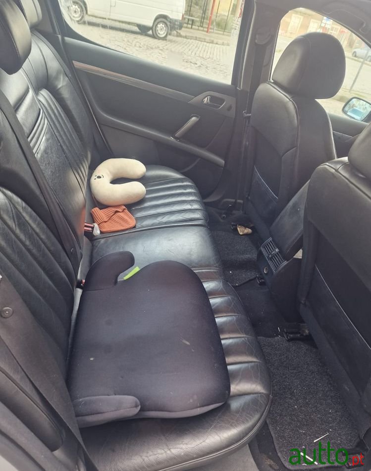 2004' Peugeot 407 photo #5