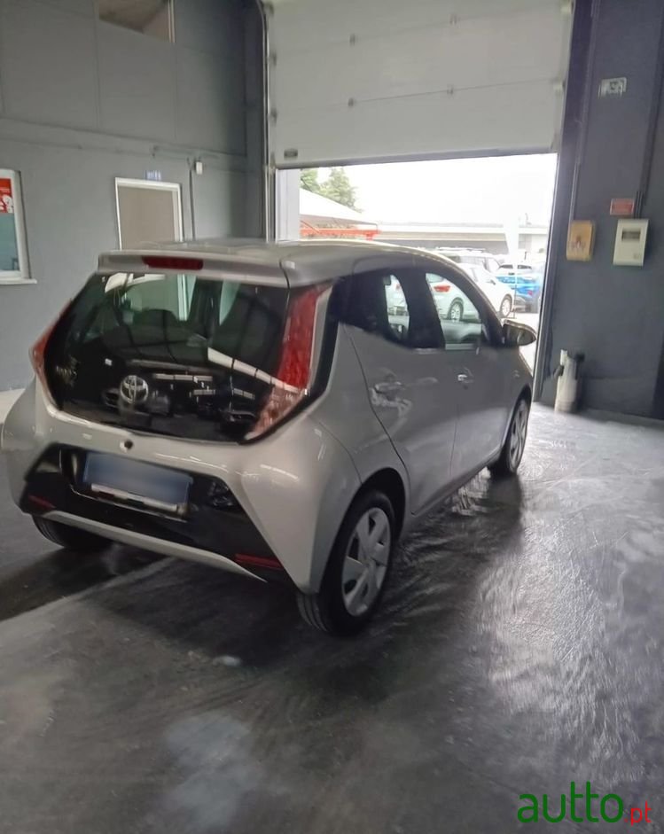 2018' Toyota Aygo 1.0 X-Play+Ac photo #6
