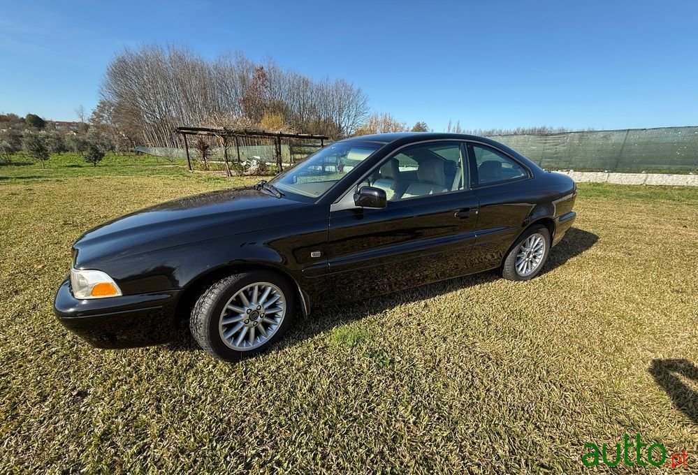 2000' Volvo C70 Coupé 2.0 Lt photo #2