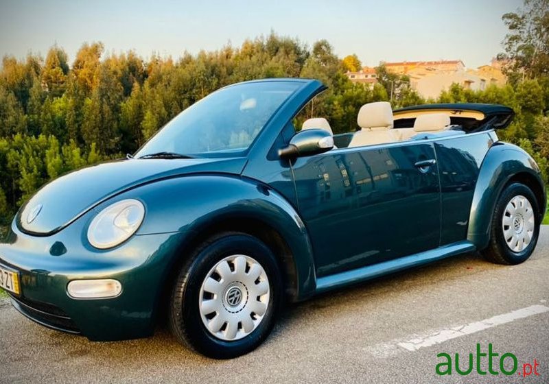 2005' Volkswagen New Beetle Nacional photo #4