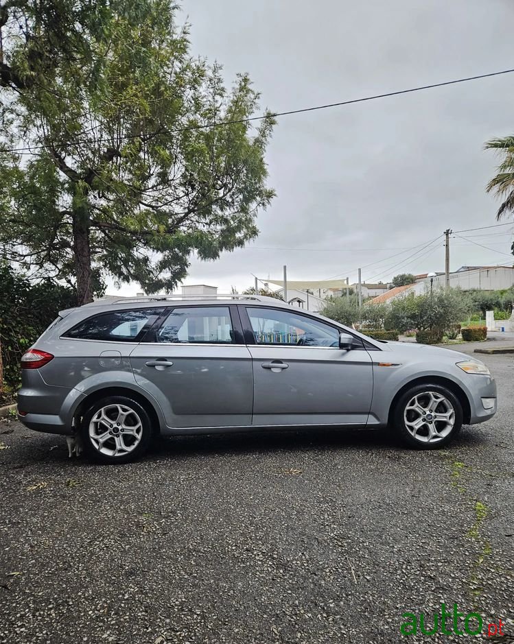 2009' Ford Mondeo Sw photo #4