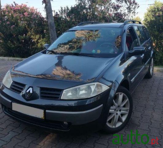 2006' Renault Megane 1.5Dci photo #2