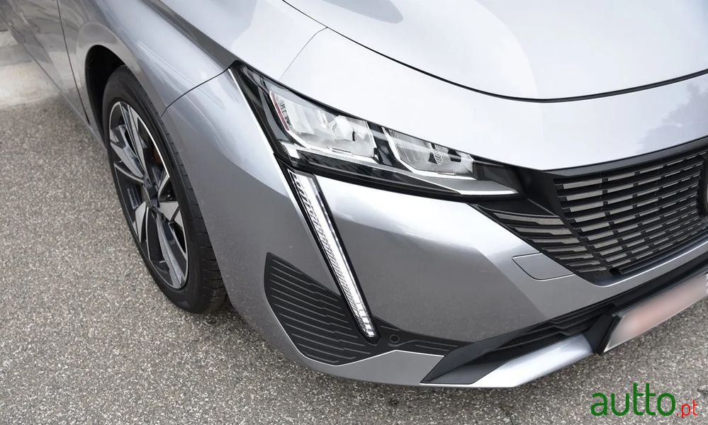 2022' Peugeot 308 photo #5