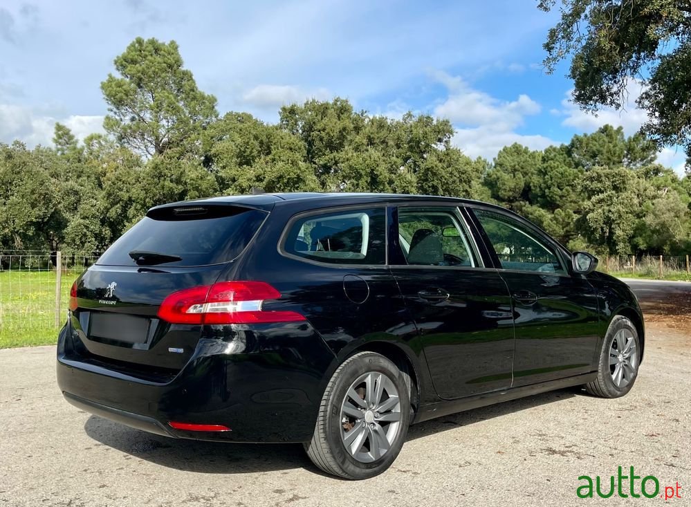 2016' Peugeot 308 Sw photo #6