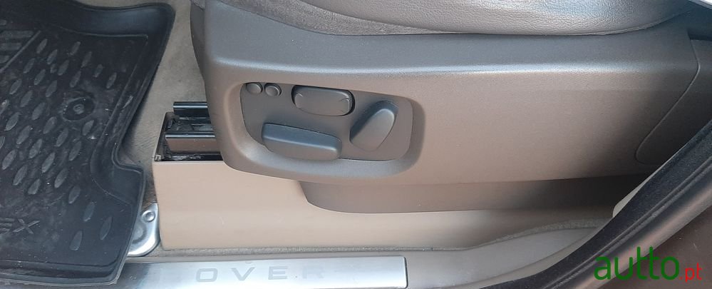 2010' Land Rover Range Rover Sport photo #5