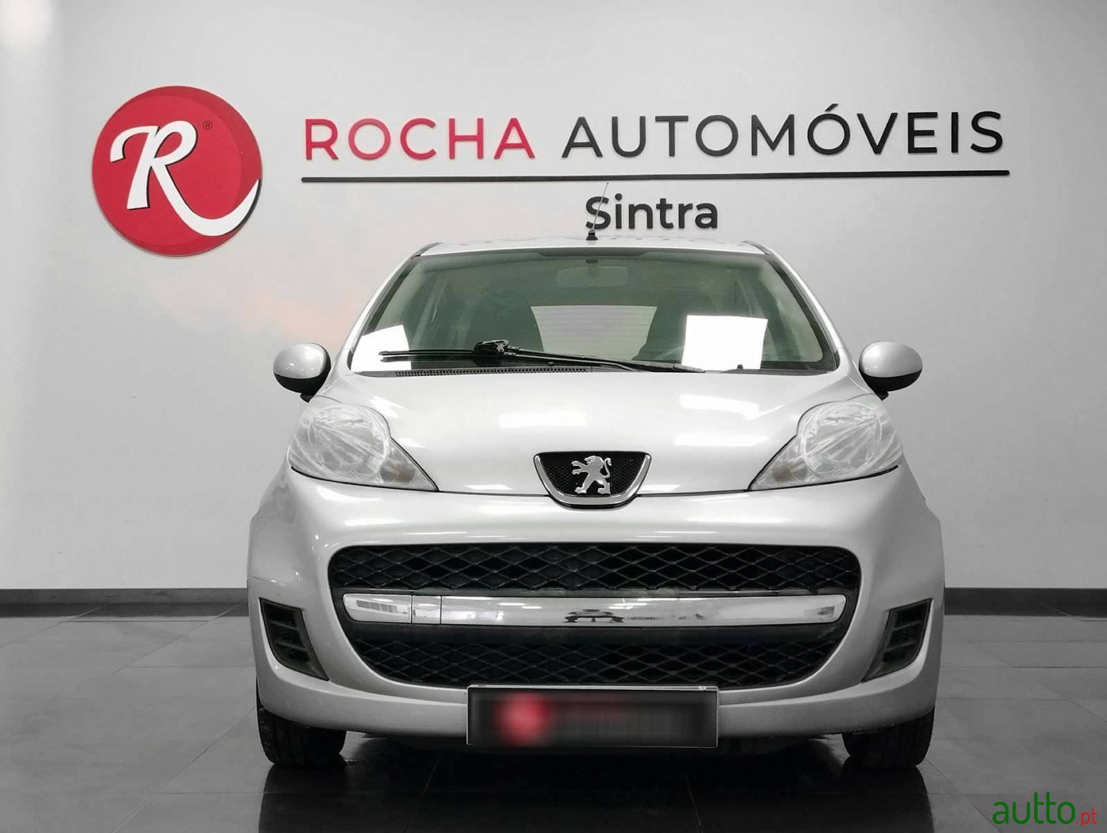 2010' Peugeot 107 photo #2