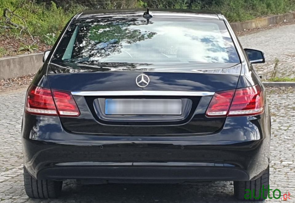 2014' Mercedes-Benz E-220 photo #6